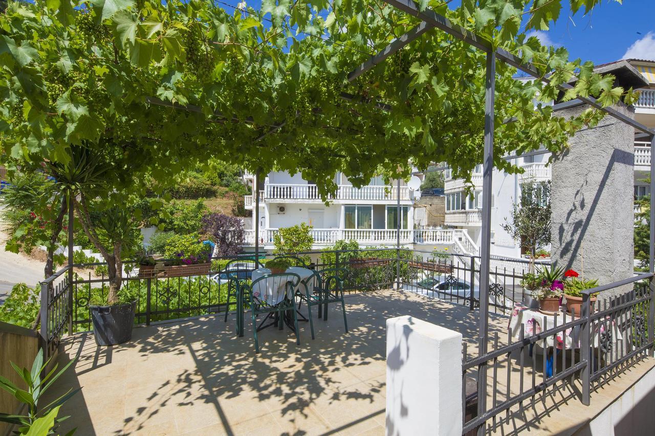 Astor Apartments Budva Eksteriør bilde